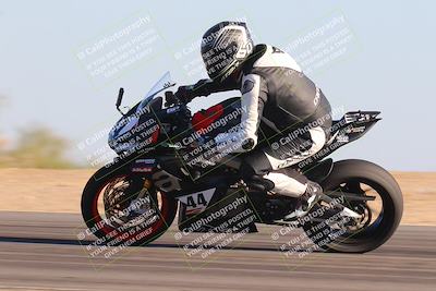 media/Nov-06-2023-Moto Forza (Mon) [[ce023d0744]]/3-Intermediate Group/Session 5 (Turn 9)/